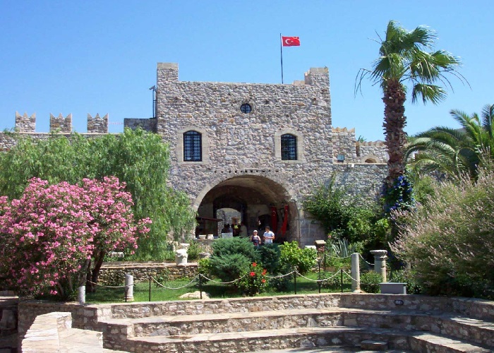 Замок и музей Мармарисе